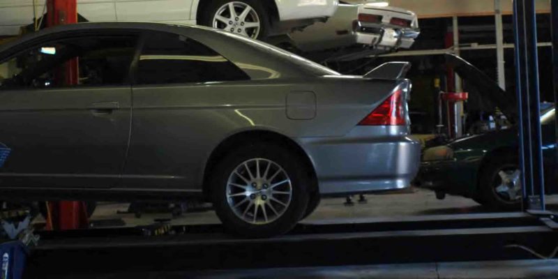 Image of vehicles being serviced at Excalibur Auto Repair in Austin TX